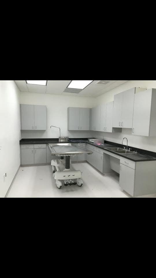 Porcelain Embalming Tables: A Buyer’s Guide - American Mortuary Coolers & Equipments Porcelain Embalming Tables: A Buyer’s Guide - American Mortuary Coolers & Equipments